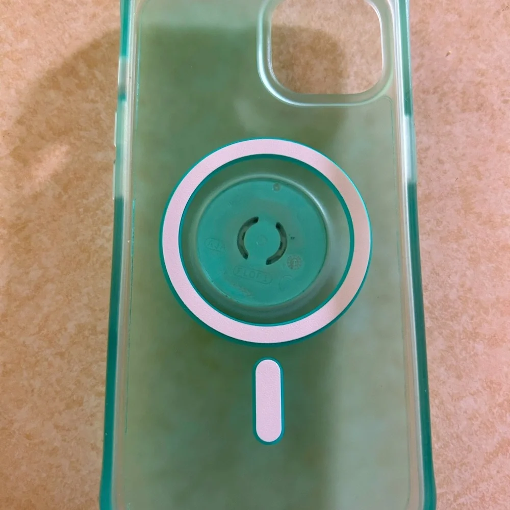 I Phone case for I Phone 7 and finger holder